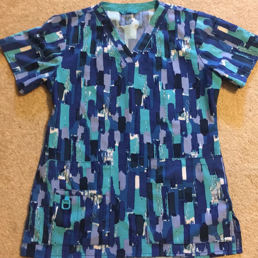 Carhartt scrub top